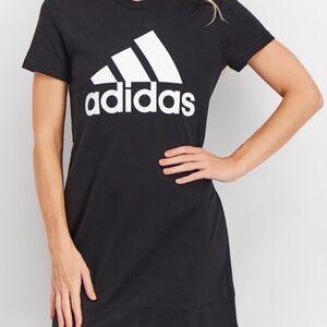 Adidas sportswear fit short sleeve mini dress size M